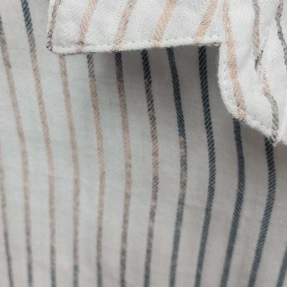 2896 Size 1X Universal Thread Blue and White Upcycled Button Down Shirt - Picture 7 of 8